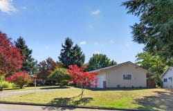 10690 SW FAIRHAVEN St, Portland, OR 97223