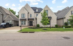 1717 CHADWICK FARMS, Collierville, TN 38017