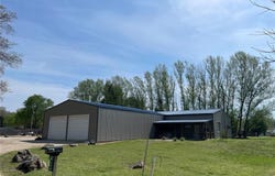 172 Wayne 350, Piedmont, MO 63957