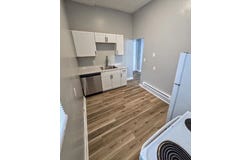 526 E 8th Ave, Munhall, PA 15120