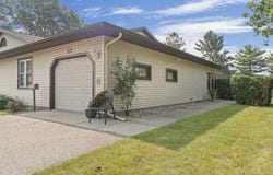 670 Saddle Ridge, Portage, WI 53901