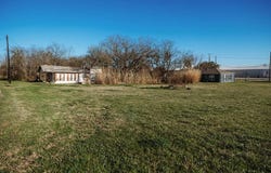 808 E Third St, Bonham, TX 75418