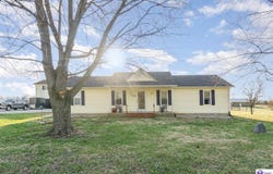 272 Heying Lane, Hodgenville, KY 42748