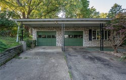 1101 W Fir Dr, Unity Twp, PA 15650