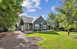 2404 Evergreen Circle, State Center, IA 50247