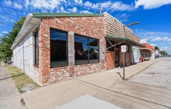103 E BROADWAY, Ashland, MO 65010