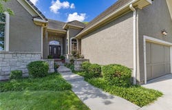 5313 W 124th Terrace, Leawood, KS 66209