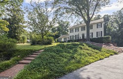 21 Fontaine, Newnan, GA 30263