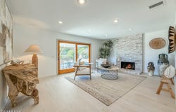 166 Sandberg Street, Thousand Oaks, CA 91360