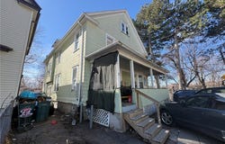 7 Riverbank Place, Rochester, NY 14621