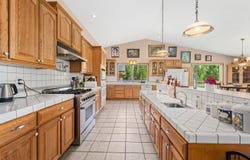 3145 RED MARBLE RD, CHEWELAH, WA 99109