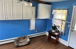 40 Aaron Ave Avenue, Bristol, RI 02809