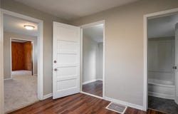 608 7th Ave S, Hopkins, MN 55343