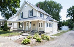 622 N Riley Street, Kendallville, IN 46755-1233