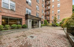 1 Vincent Rd, Bronxville, NY 10708