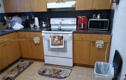 7987 NW 7th st, Miami, FL 33126