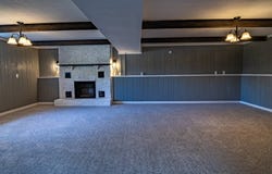 413 N West St, Cameron, MO 64429