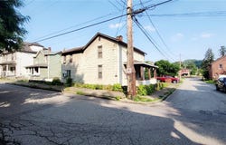 58 Elm St, Harrison Twp, PA 15065