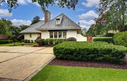 28 Heathwood Circle, Columbia, SC 29205