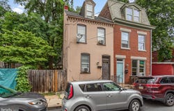 309 PERSHING AVENUE, LANCASTER, PA 17602