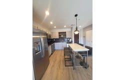 300 Village Circle, Willow Springs, IL 60480