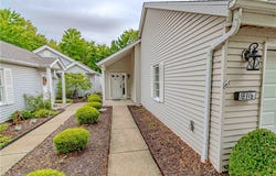 18316 Sherbrooke Oval, Strongsville, OH 44136