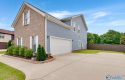 4349 Willow Bend Lane SE, Owens Cross Roads, AL 35763