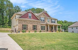 381 Homestead, Forsyth, GA 31029