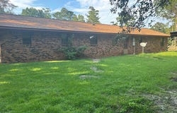 132 County Barn Rd, Laurel, MS 39443