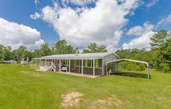 636 Roberson Road, Hallsville, TX 75650
