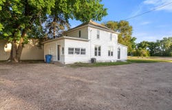 1203 E Cherry, Vermillion, SD 57069