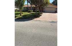 3881 NW 100th Ave, Coral Springs, FL 33065