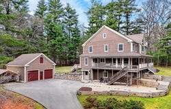 17 Baltzer Dr, Pembroke, MA 02359