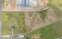 762 Tx-304, Bastrop, TX 78602