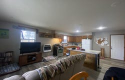 3461 S 90th Road, Flemington, MO 65650