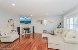 4 Shilling Way, Jackson, NJ 08527