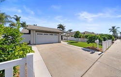 9693 Follett Drive, Santee, CA 92071