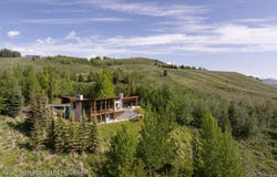1955 W BOHNETTS Road, Jackson, WY 83001