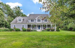 4 Main Sail Drive, Forestdale, MA 02644