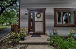 1301 Charlesgate Circle, East Amherst, NY 14051
