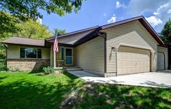 6824 Moon Light Circle, Sun Prairie, WI 53590