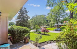 8600 FOX RUN, POTOMAC, MD 20854