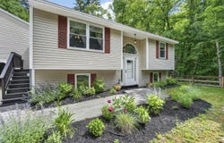 1 Roosevelt Trail, Standish, ME 04084