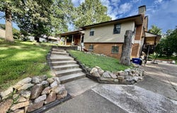 8062 Illinois Road, Houston, MO 65483