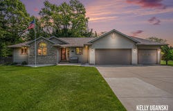7460 Anthony St, Whitehall, MI 49461