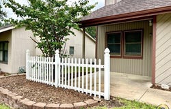 3553 SW Mission AVE, Topeka, KS 66614