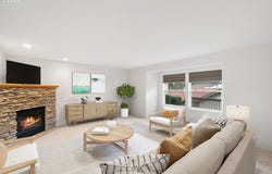 250 SE COAST GUARD DR, Depoe Bay, OR 97341