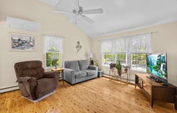30 Minot Ave, Wareham, MA 02571