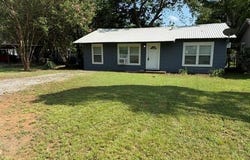 2110 W Bond Street, Denison, TX 75020