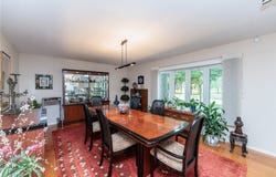 5507 Meadow Wood Boulevard, Lyndhurst, OH 44124
